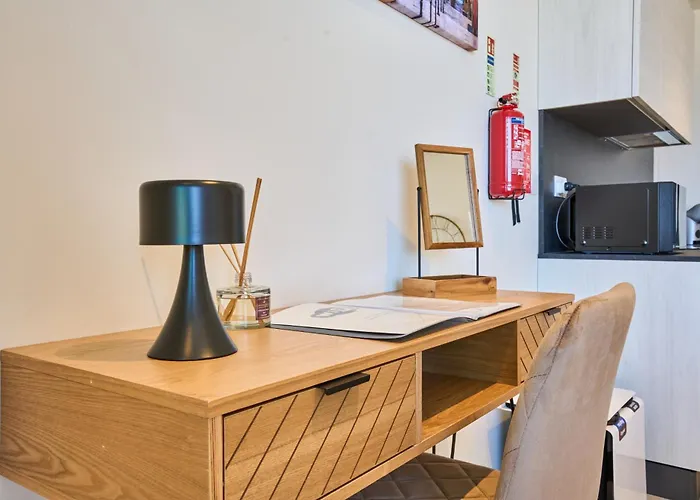 14th Floor Seaview Luxury Apartment